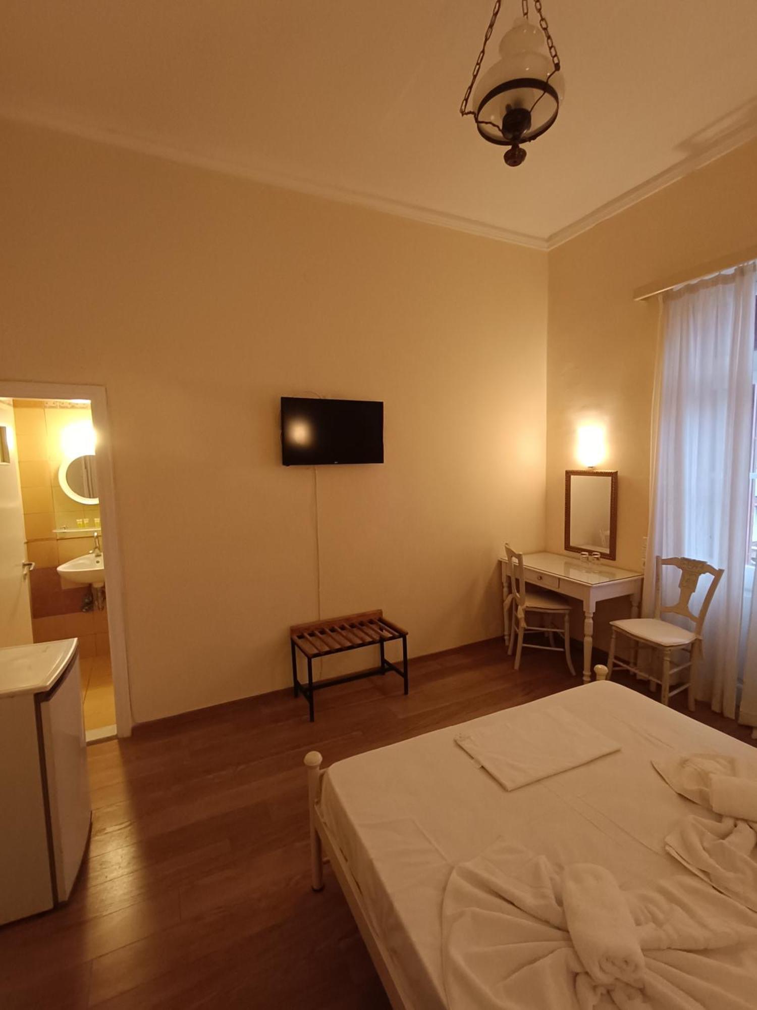 Anesis Hotel Loutra Edipsou  Ngoại thất bức ảnh