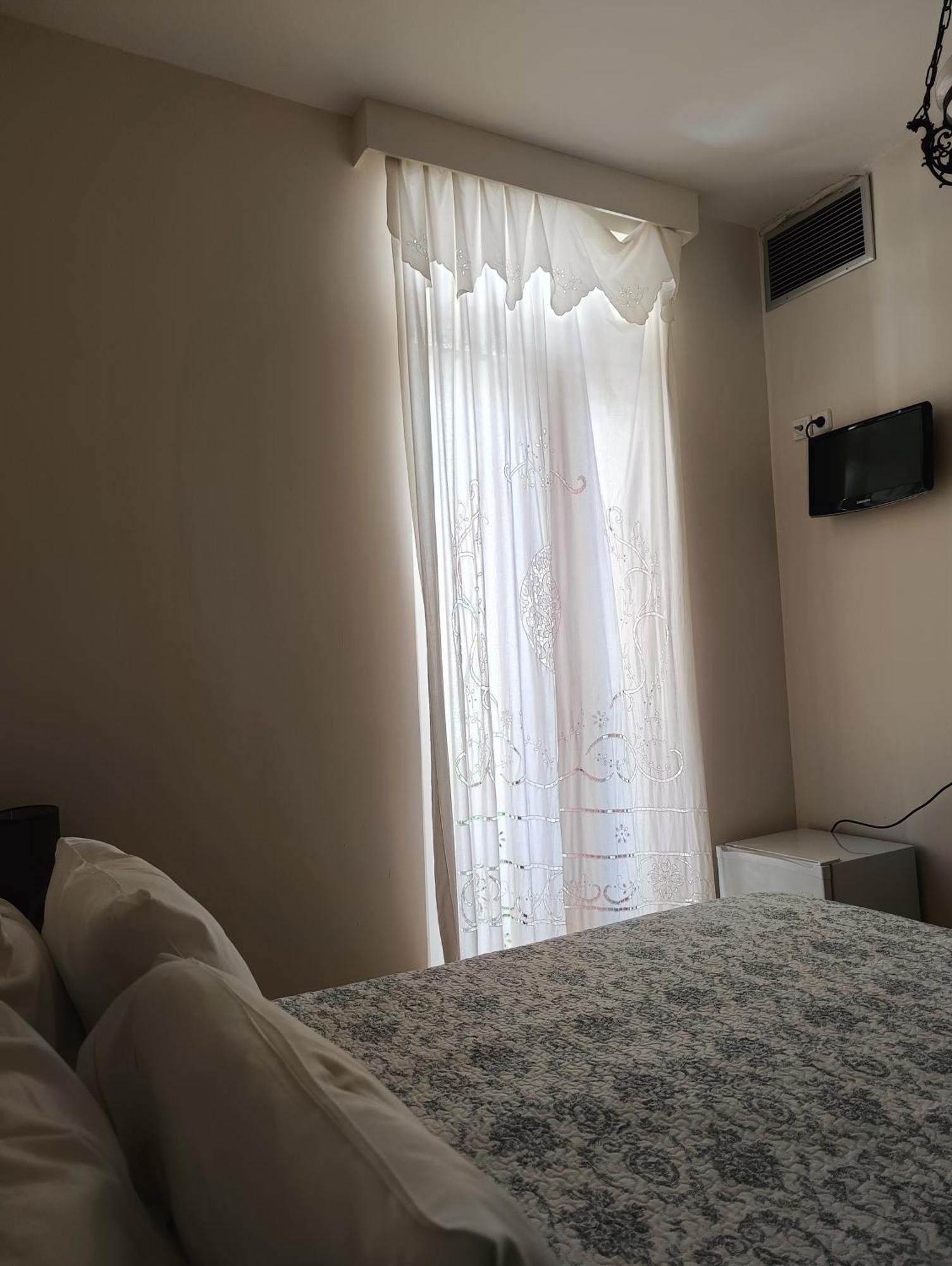Anesis Hotel Loutra Edipsou  Ngoại thất bức ảnh